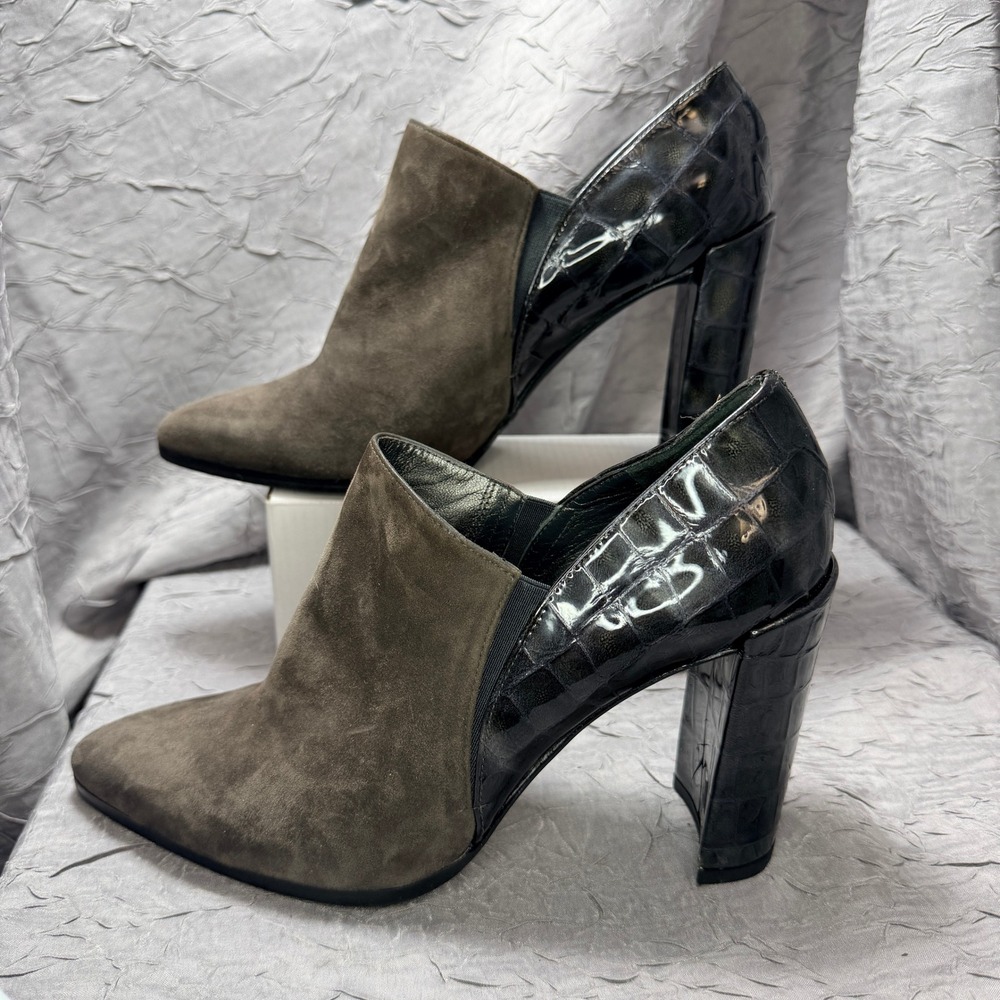 Stuart Weitzman Taupe Suede Black Croc Patent Block Heel Ankle Booties Size 8